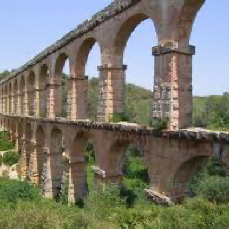 Foto von römischer Brücke
